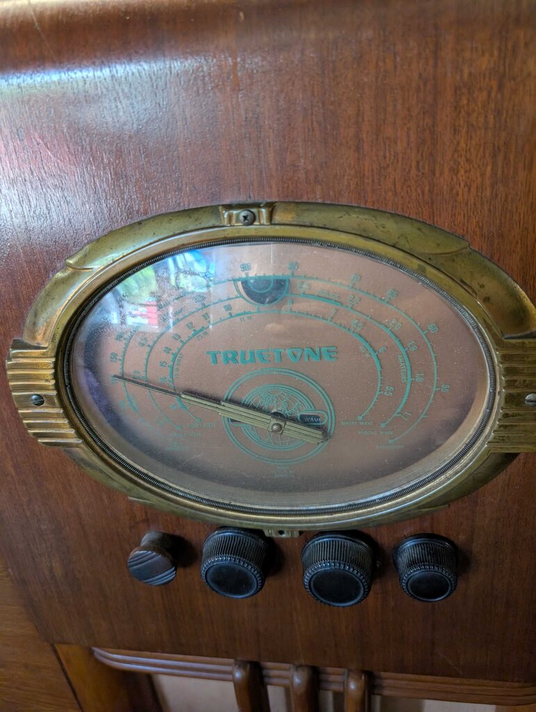 Antique Radio