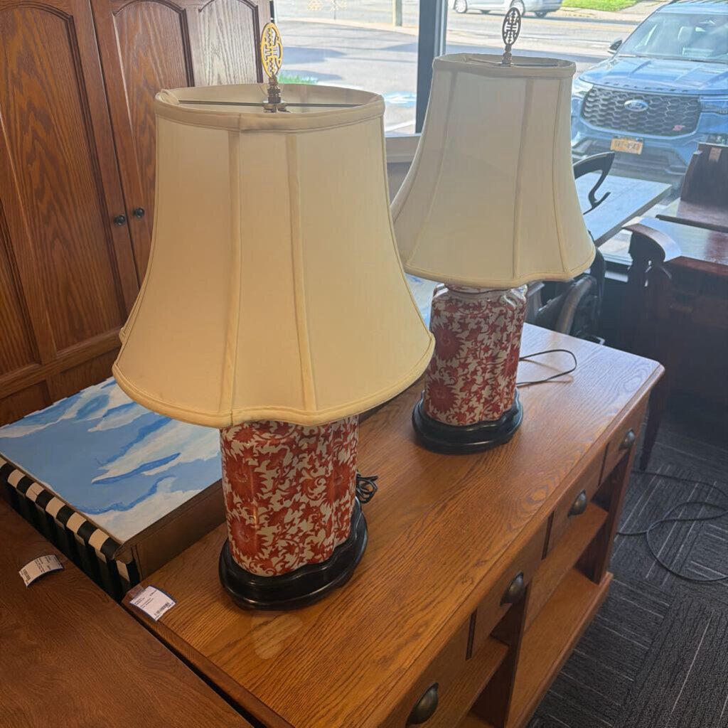 Pair of Chinese Chinoiserie Iron-red & White Porcelain Ginger Jar Lamps