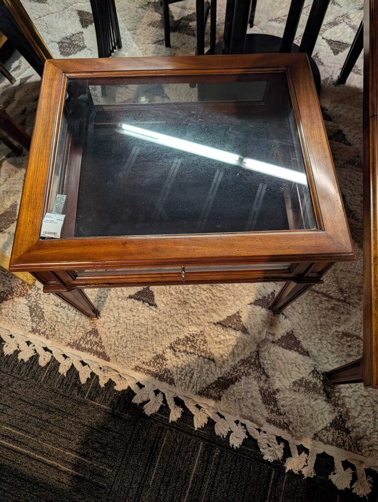 Display Side Table