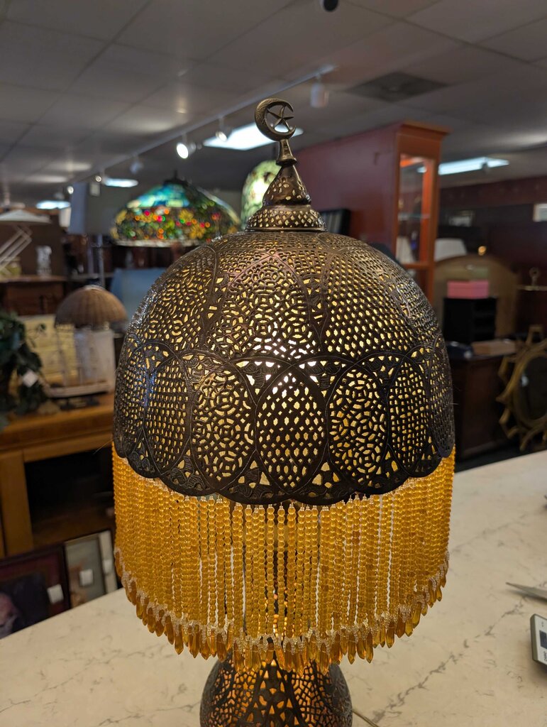 Pierced Metal Damascus Table Lamp