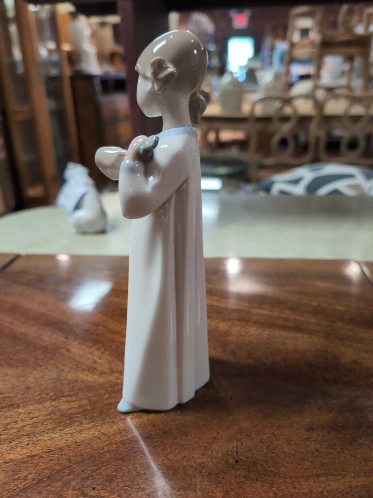 Lladro #4871 Porcelain "Girl w/ Guitar