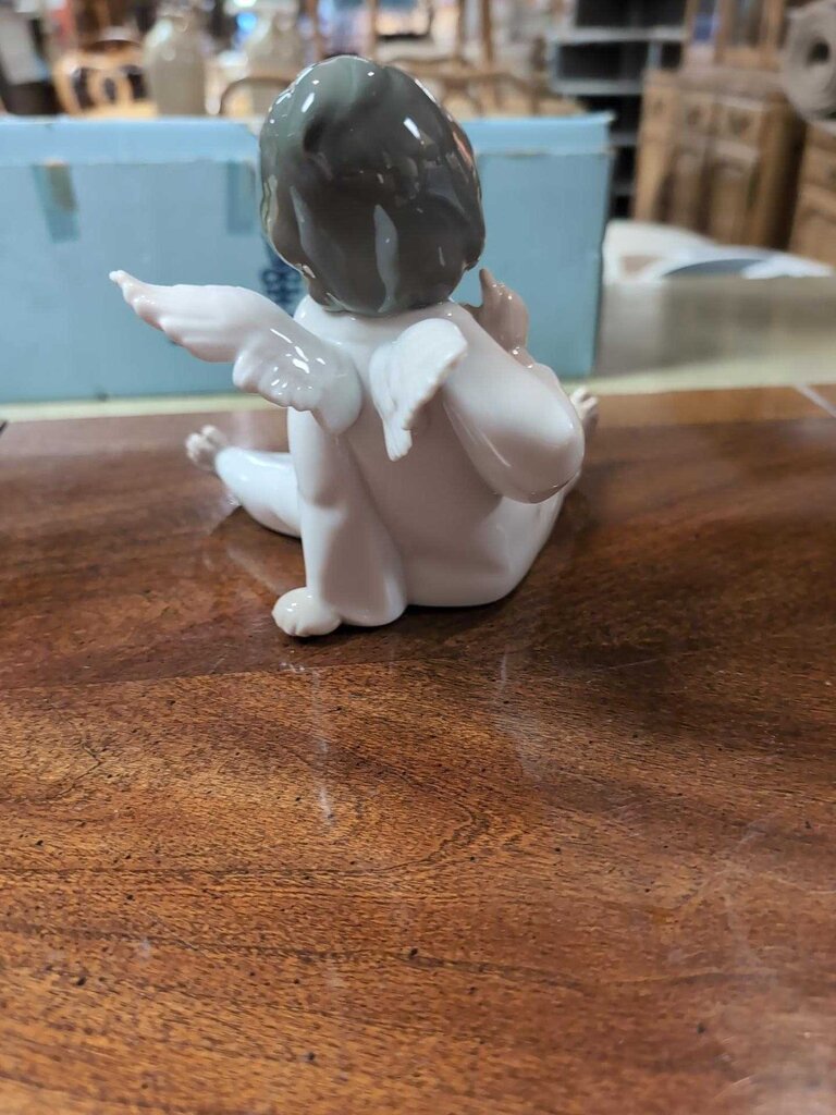 Lladro "Angel Wondering" MIB