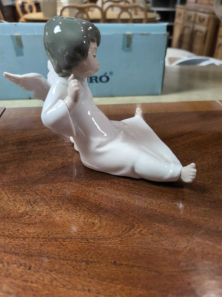 Lladro "Angel Wondering" MIB