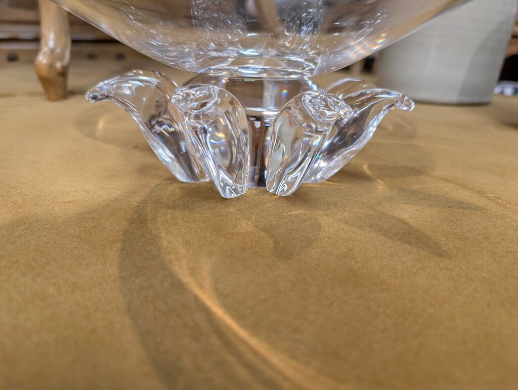 Steuben Footed Peony Bowl by Donald Pollard