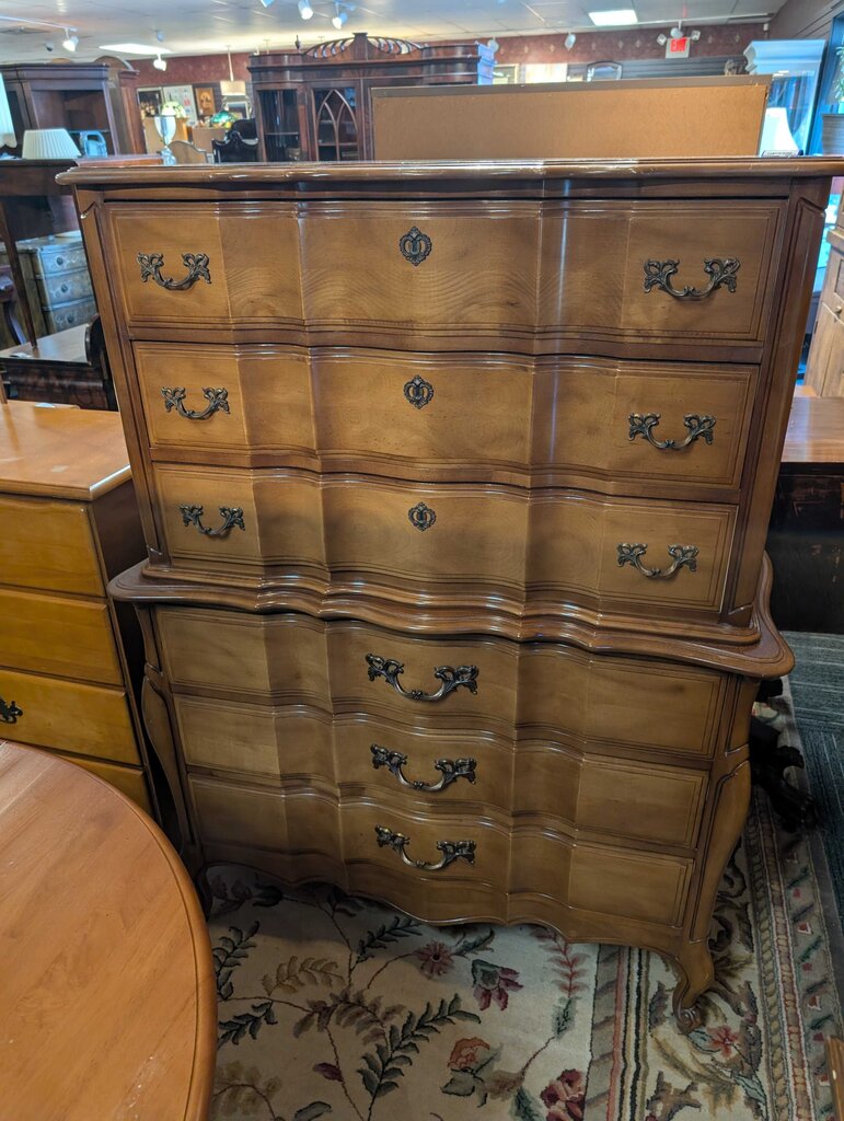 Vintage French Chest Of Drawers