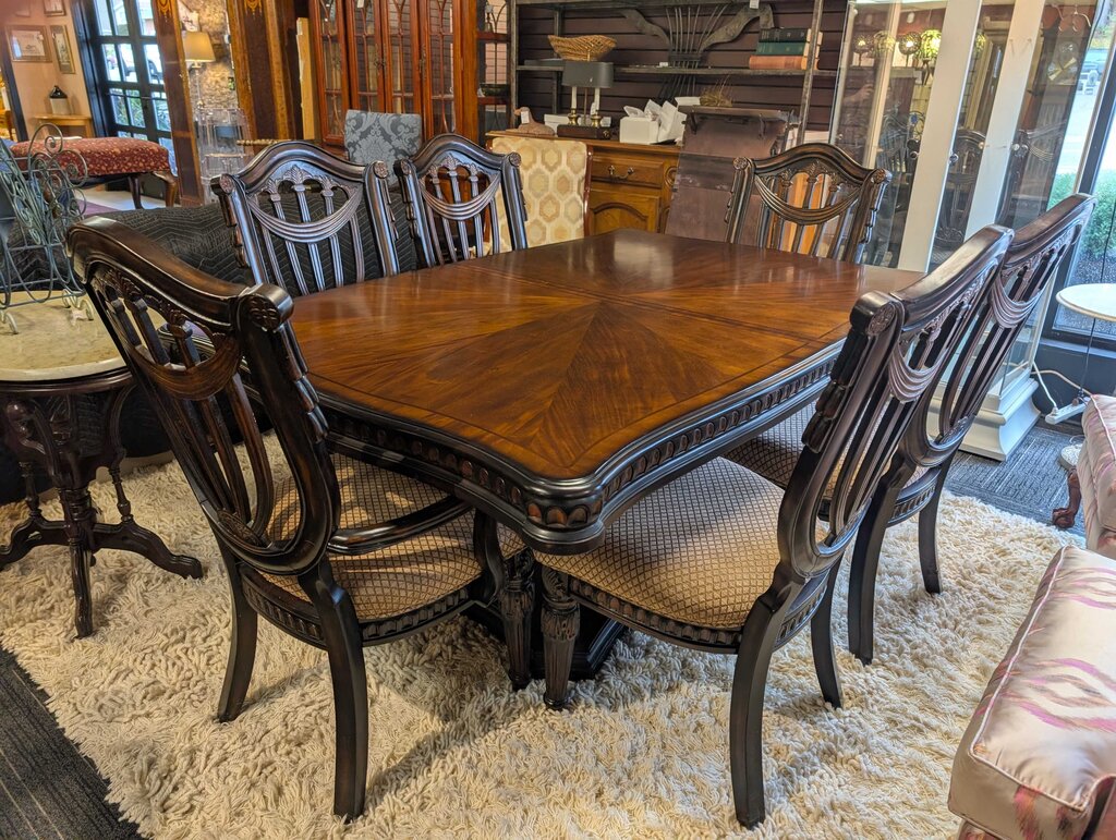 Modern Table With Six Chairs