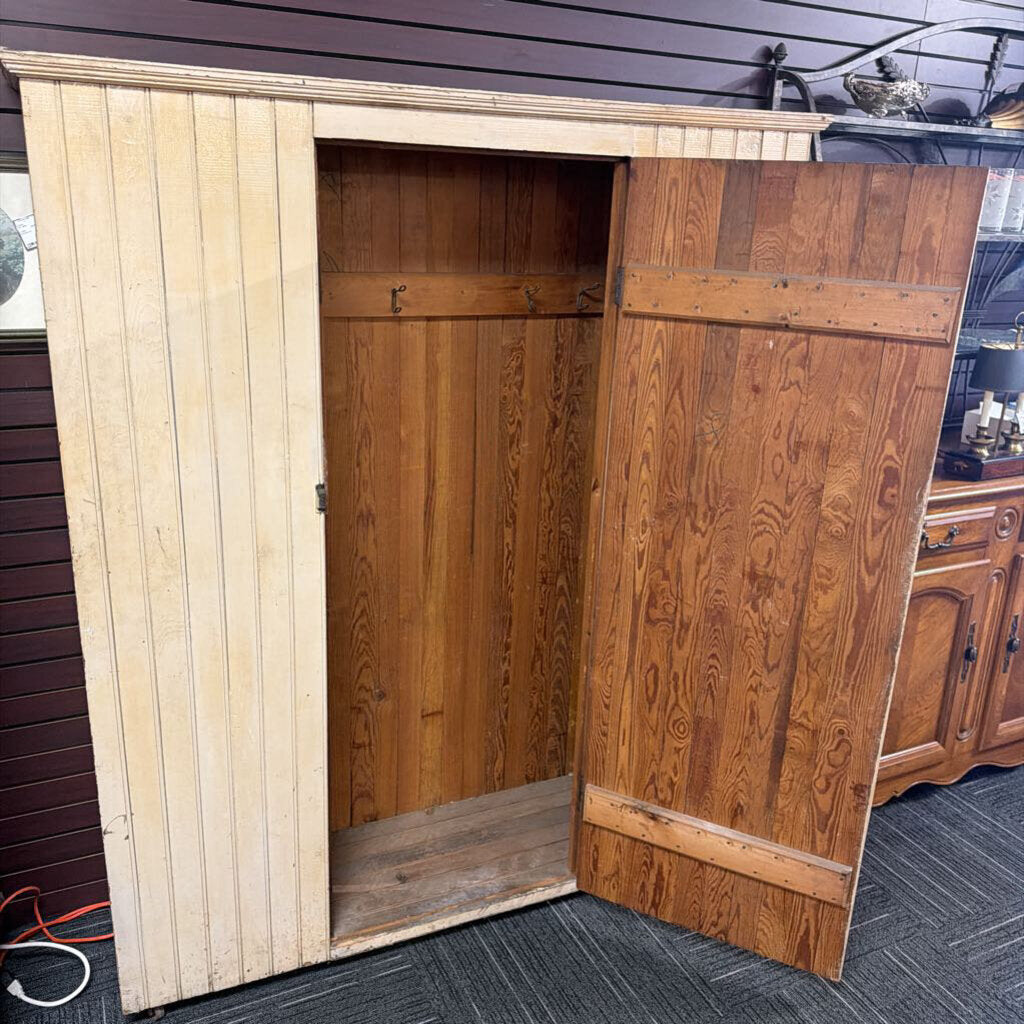 Primitive Jelly Cupboard