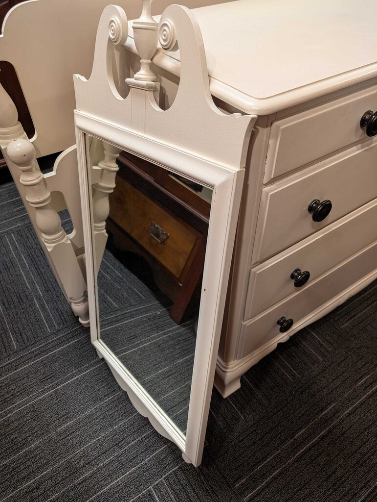 Kling Painted Dresser With Mirror