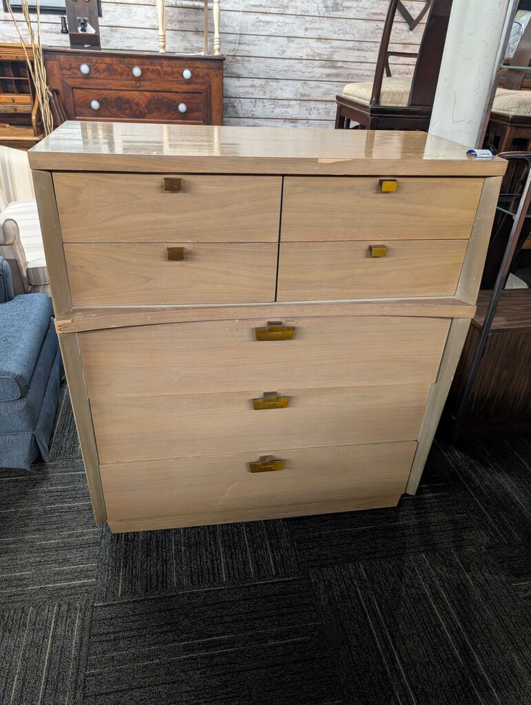 Vintage Chest Of Drawers