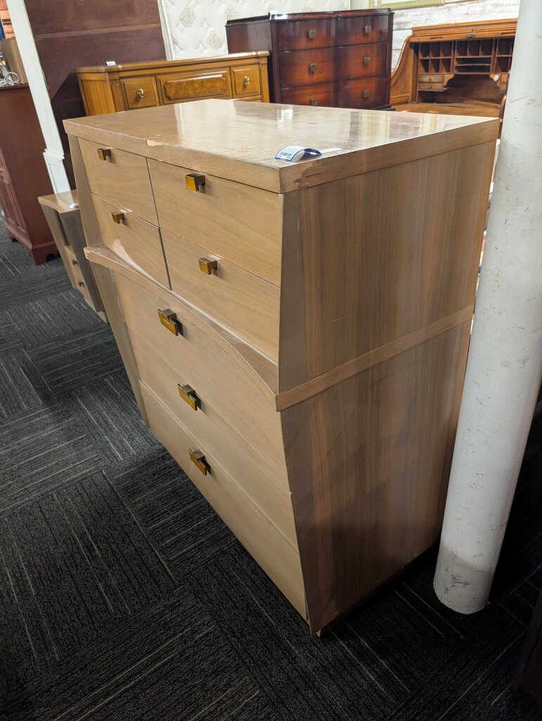 Vintage Chest Of Drawers