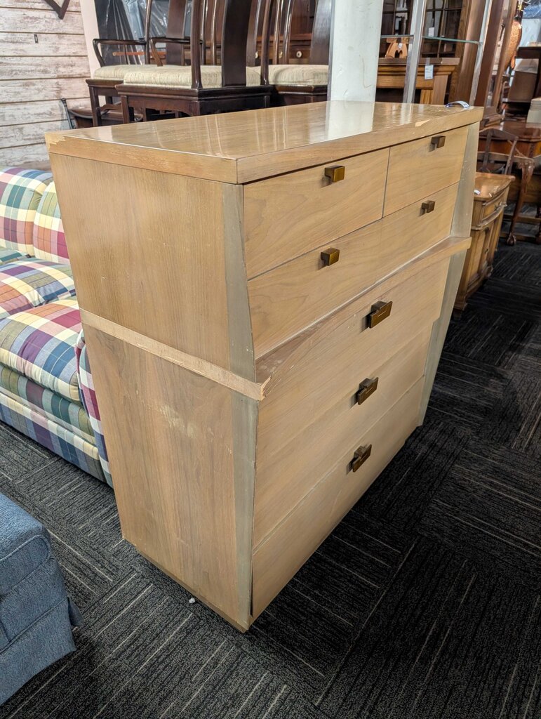 Vintage Chest Of Drawers