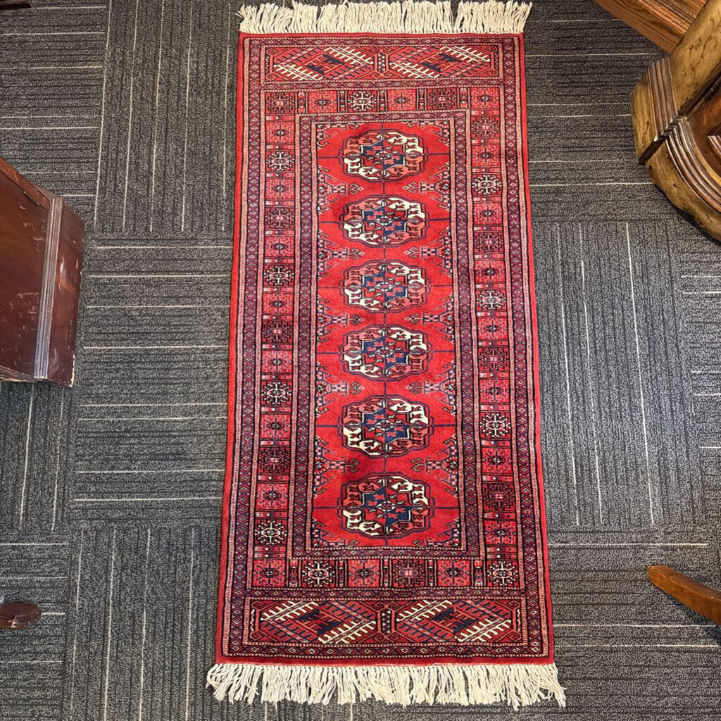 Fine Handwoven Wool Bokhara Rug 2'1" by 4'8"