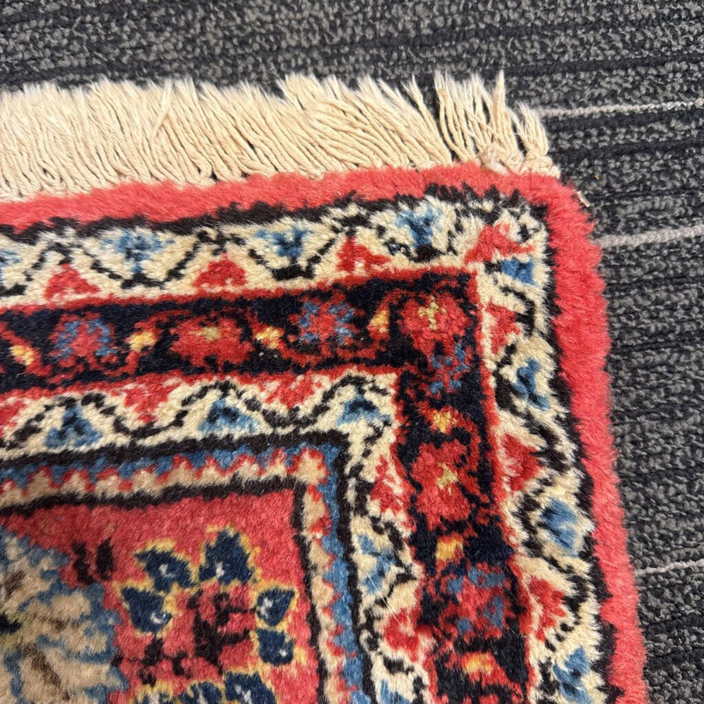 Vintage Hand Woven Wool Sarouk Floral 2'2" by 4'5" Rug