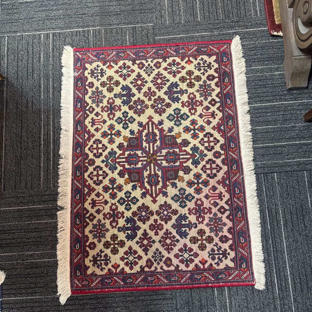 Handwoven Wool Hamadan Geometric Medallion Carpet 2'11" by 2'3"