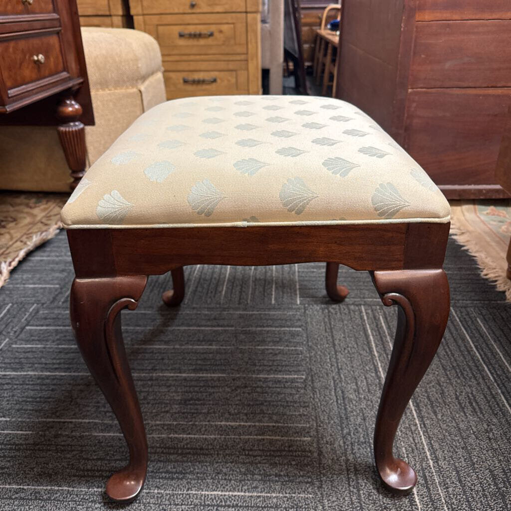 Vintage Mahogany Bench by Drexel Heritage