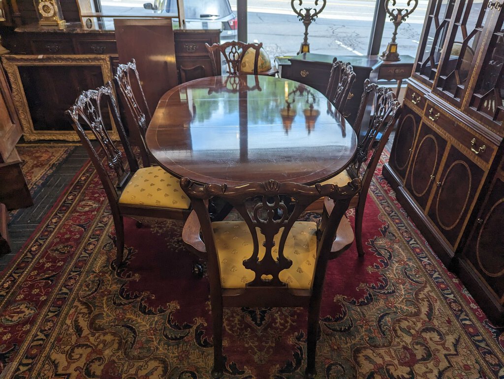 Council Craftsman Chippendale Table With Six Chairs