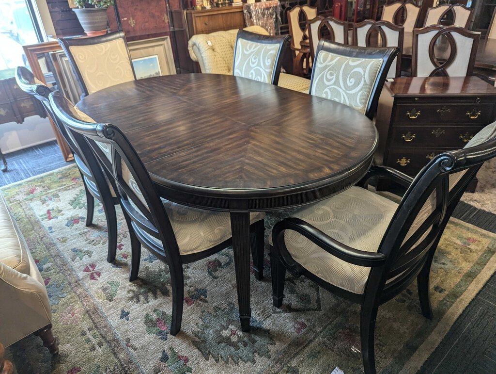 Modern Table With Six Chairs