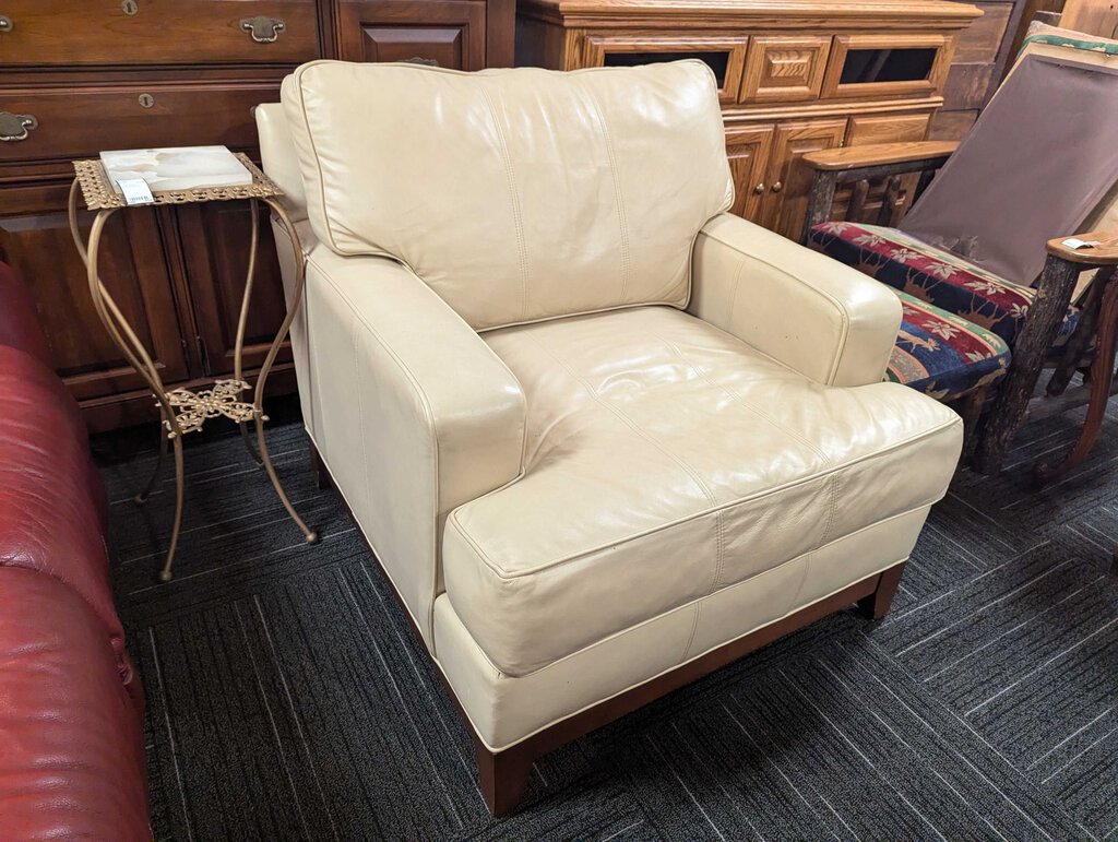 Ethan Allen Leather Chair