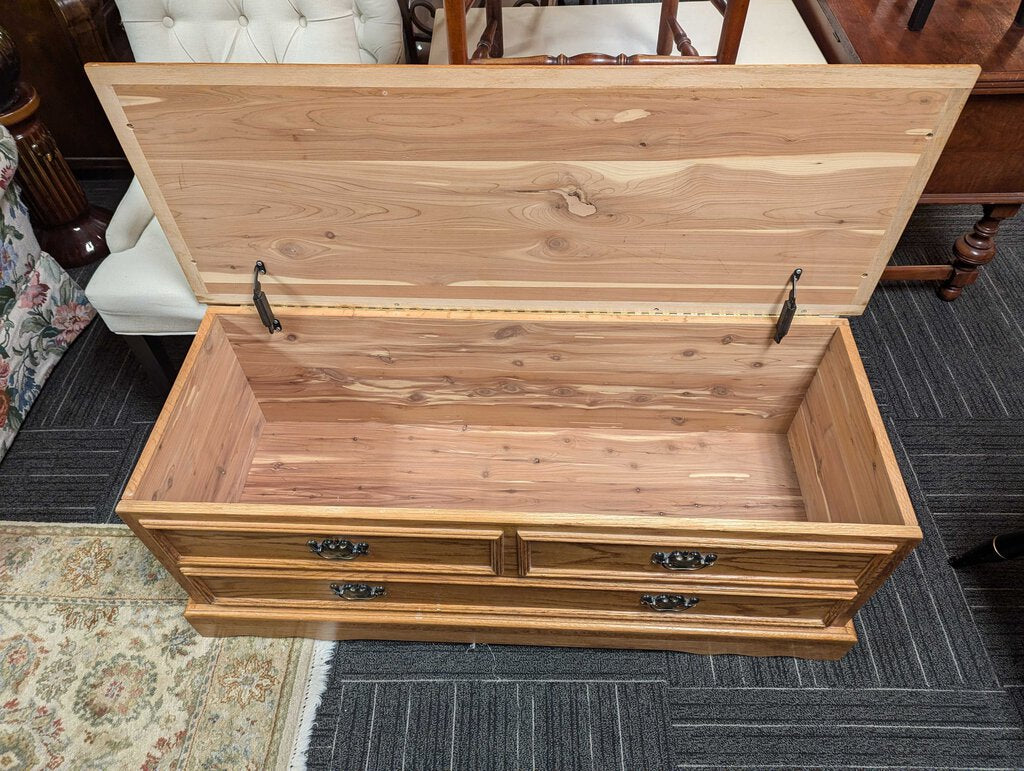 Cedar Lined Oak Blanket Chest