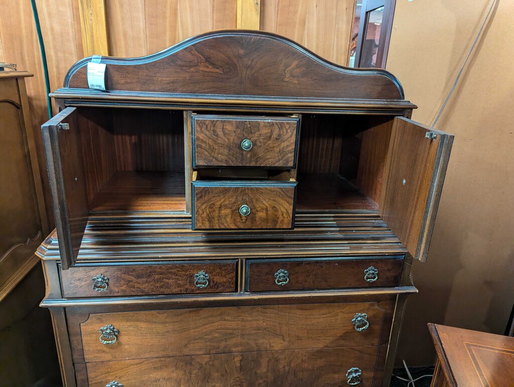 1930 Chest Of Drawers