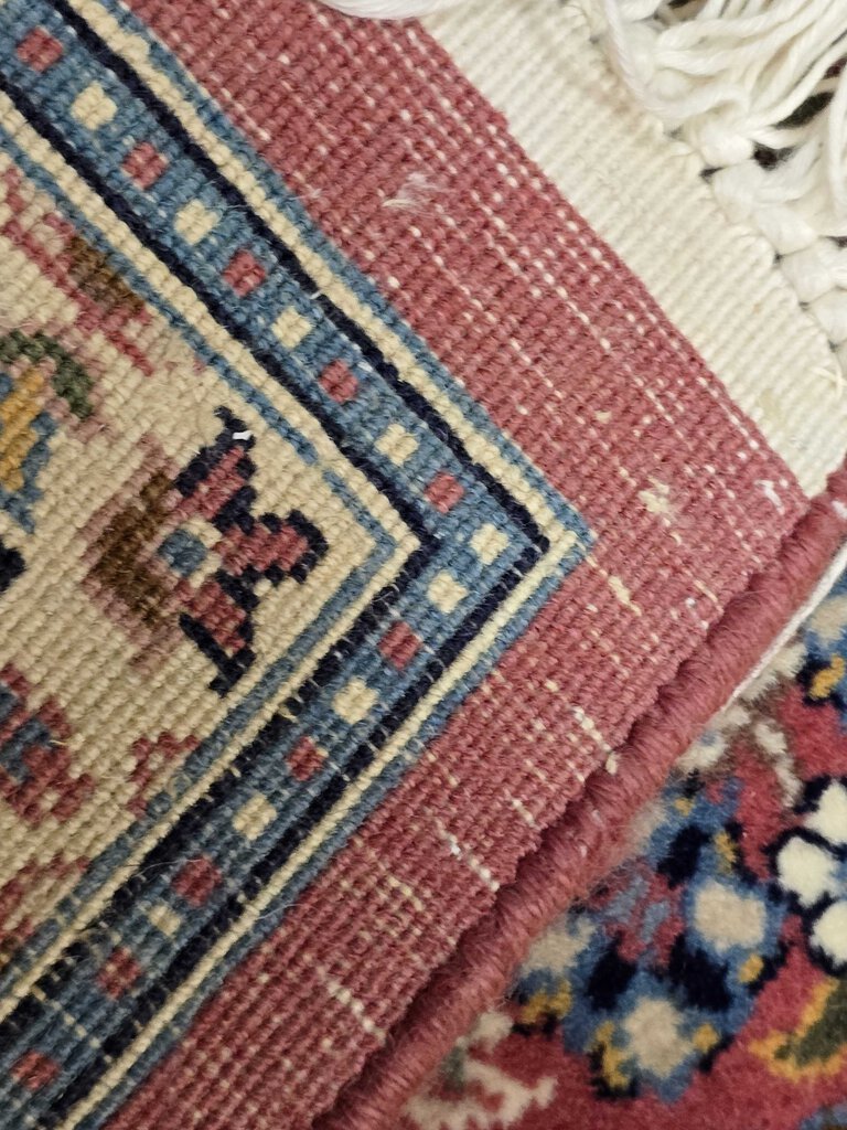 Exceptional Quality Wool Hand Woven Oriental Carpet