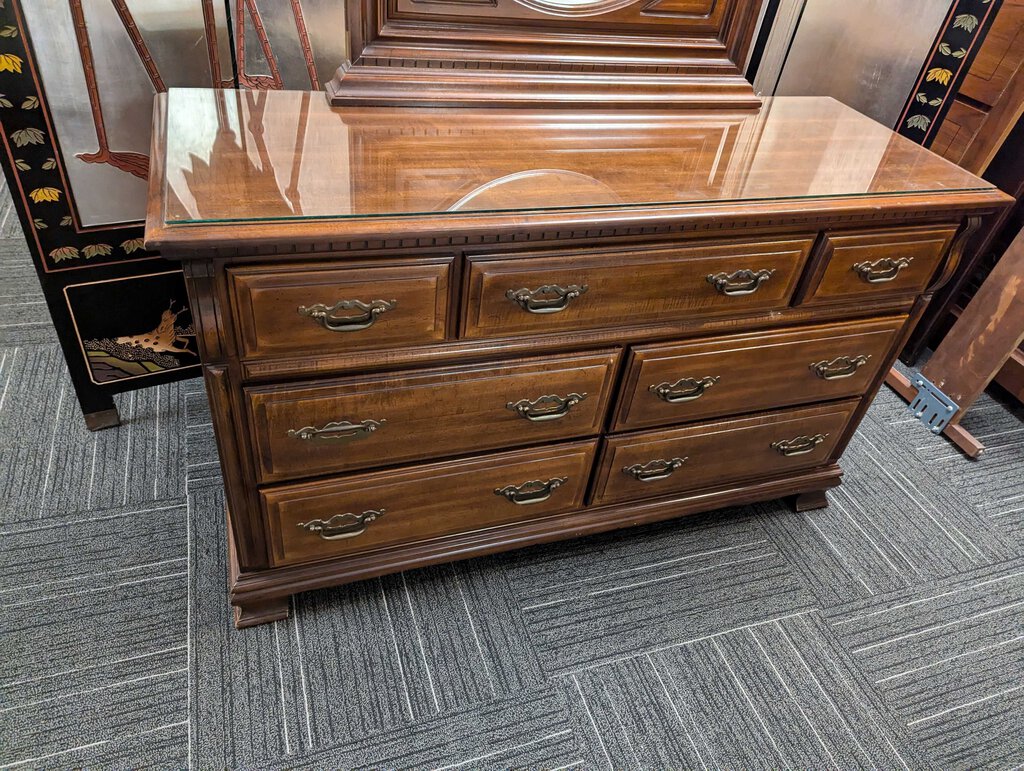 Sumter Dresser With Mirror