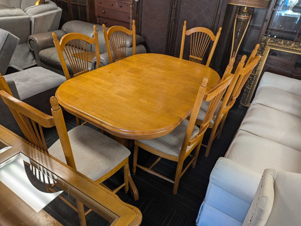 Modern Table With Six Chairs