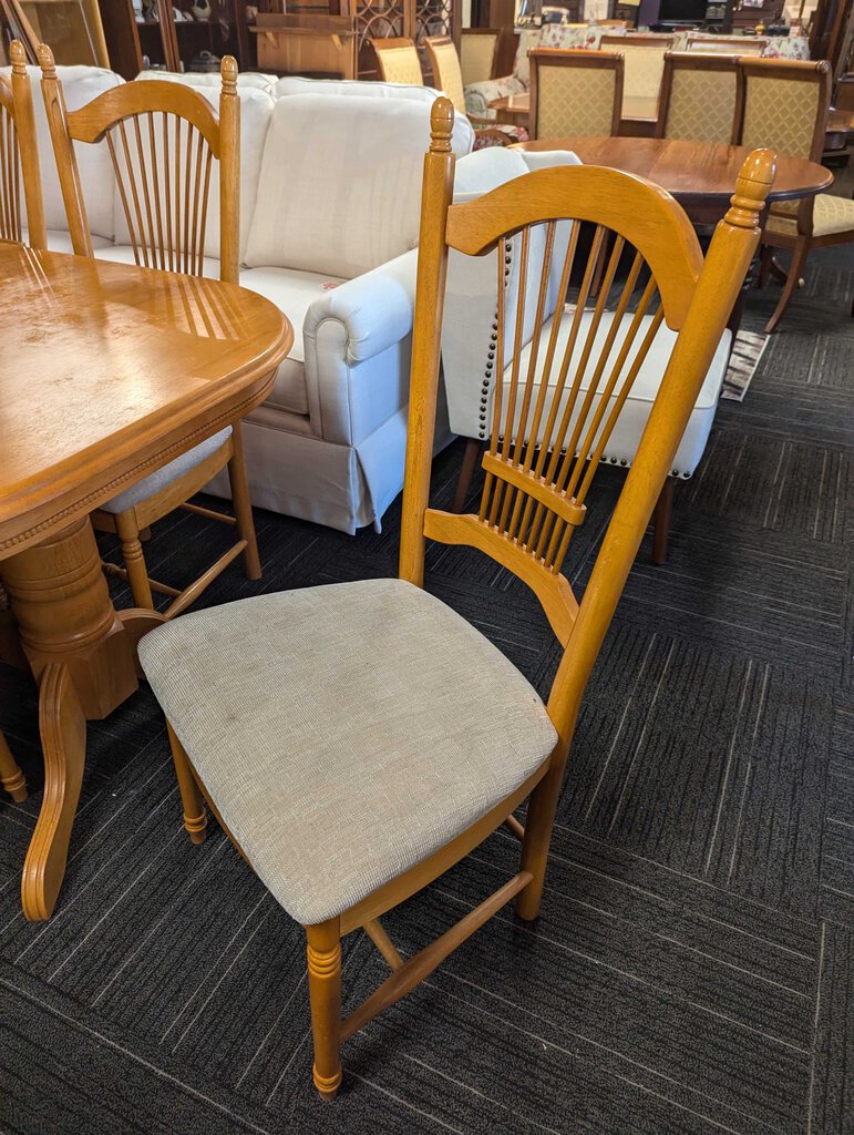 Modern Table With Six Chairs