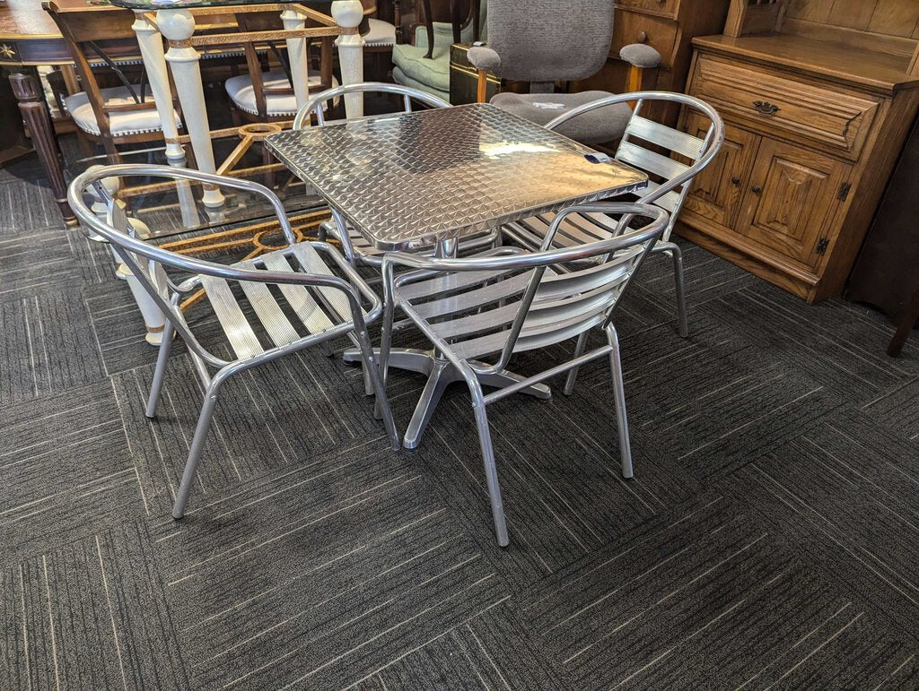 Aluminum Table With Four Chairs