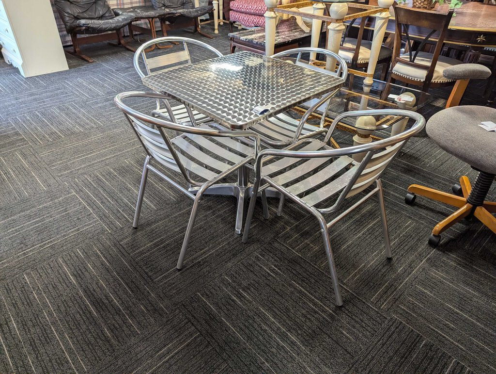 Aluminum Table With Four Chairs