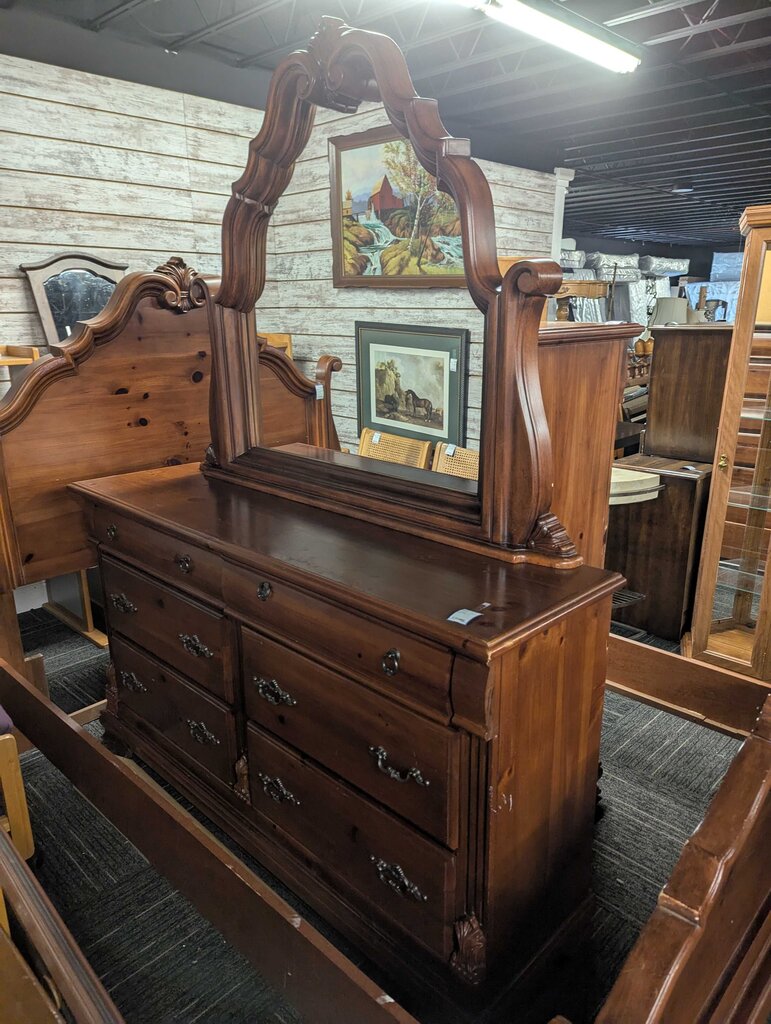 Pine Dresser With Mirror