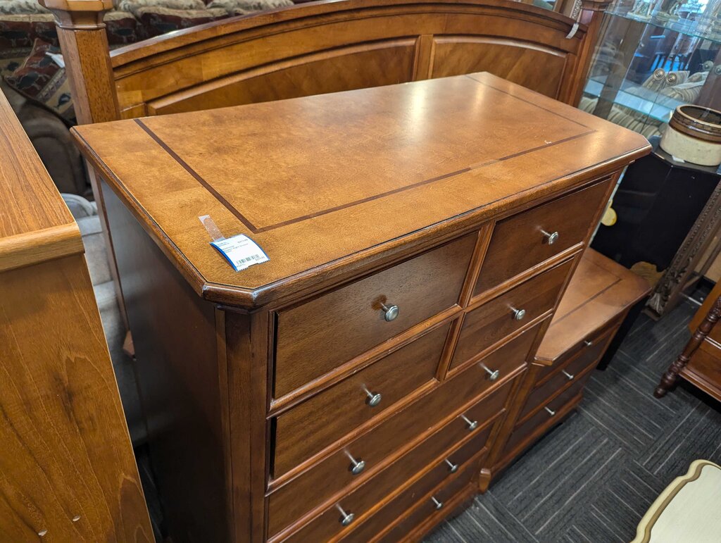 Modern Eight Drawer Chest