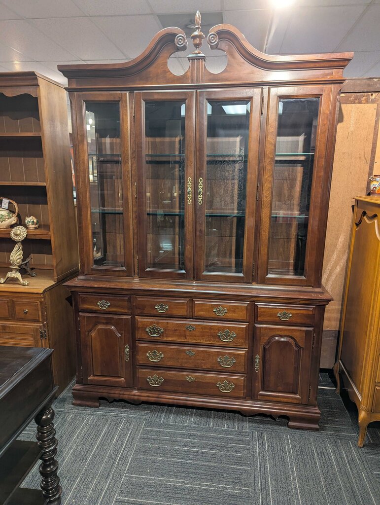 Broyhill Cherry China Cabinet