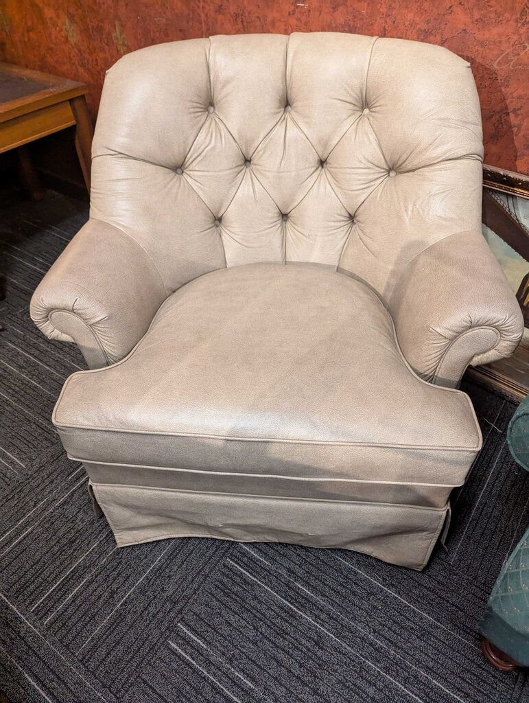 Vinyl Fairfield Chair