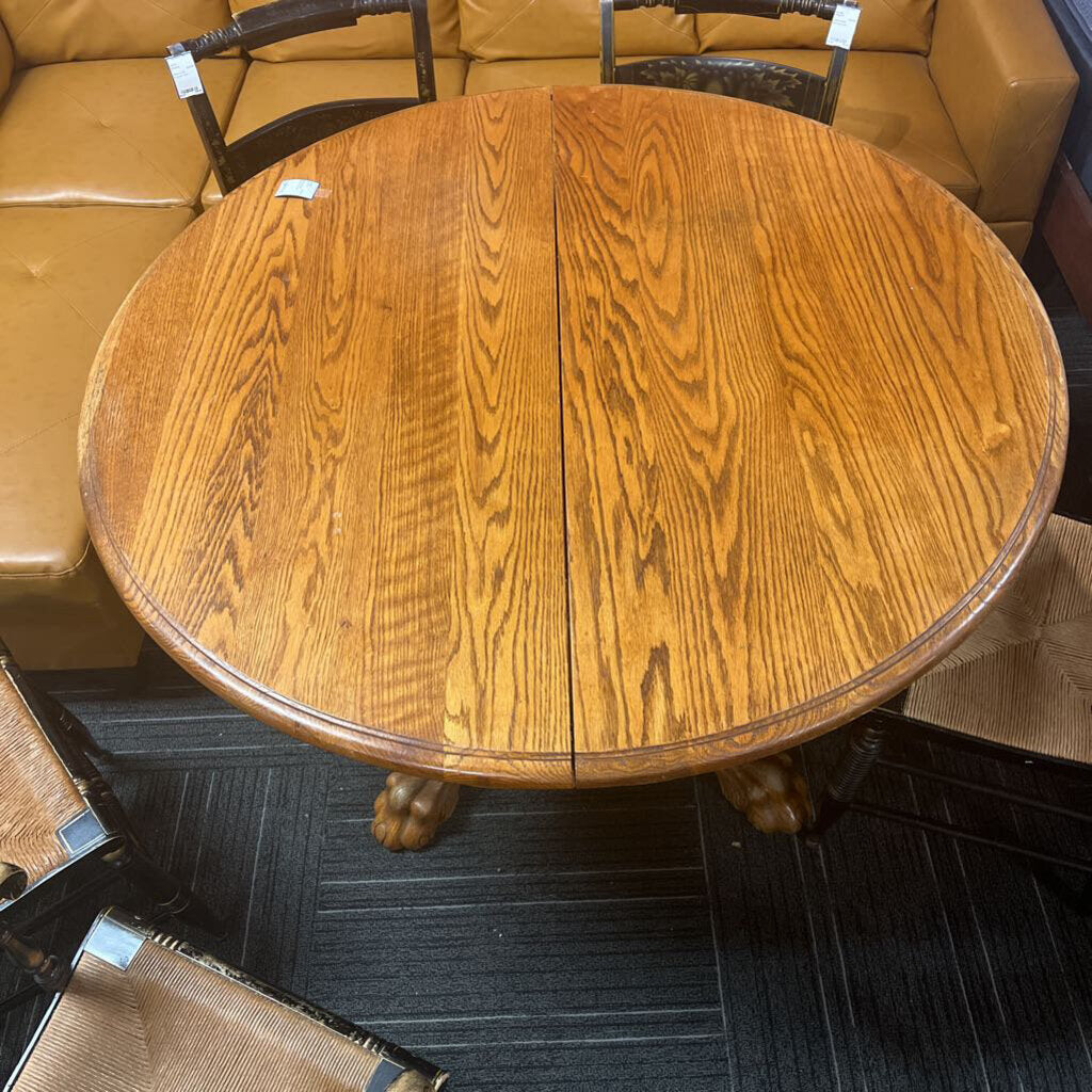 Round Oak Table