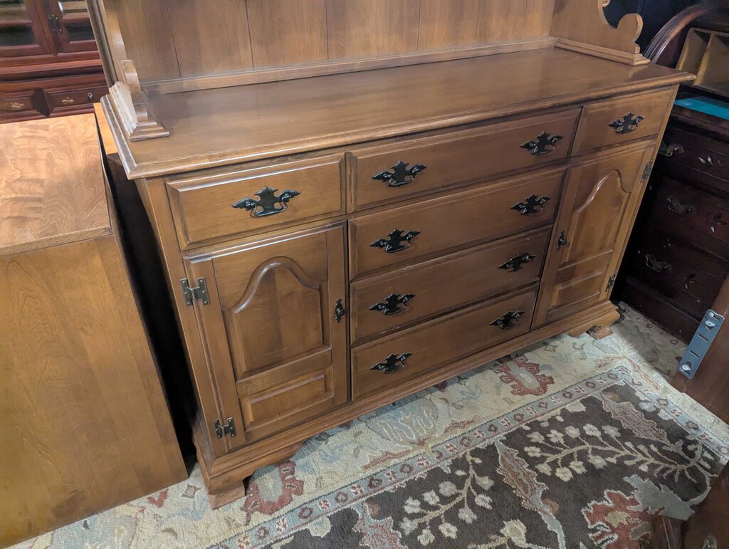Solid Maple Hutch