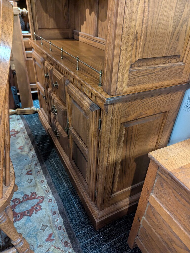 Oak Hutch By Richardson Brothers