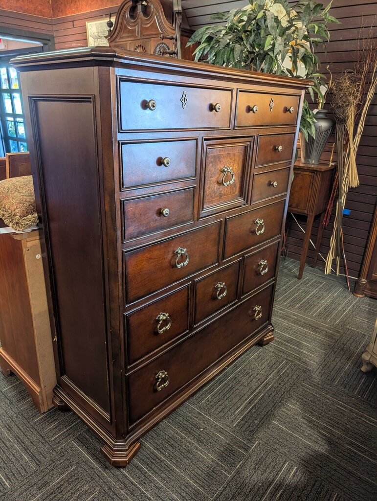 Large Mule Chest By Universal Furniture