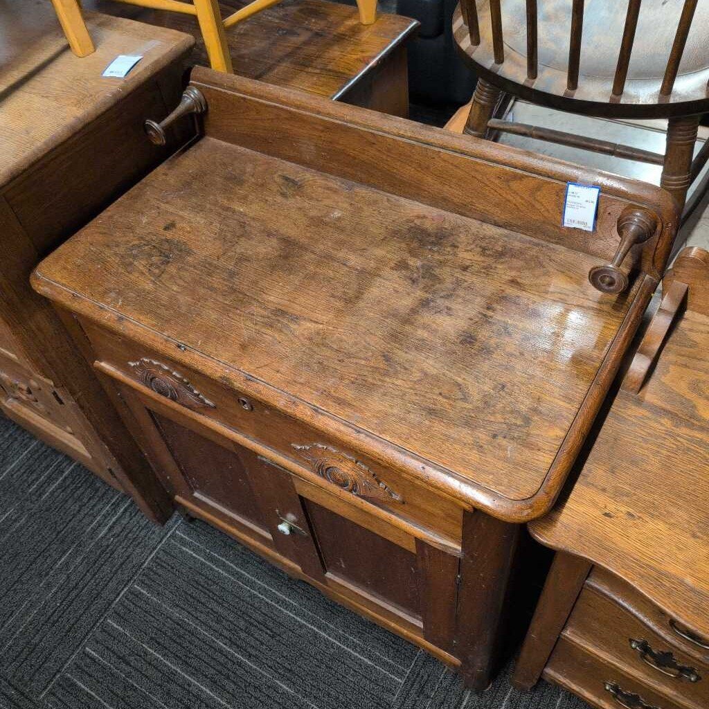 Antique Victorian Washstand