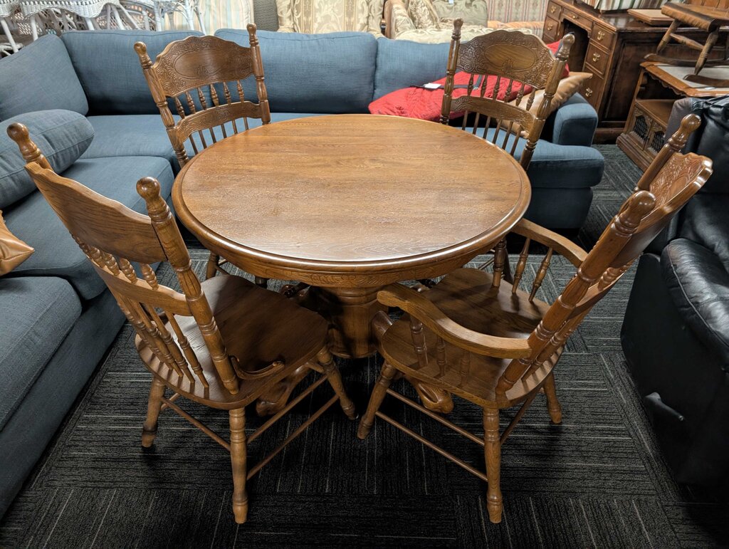 Oak Table With Four Chairs