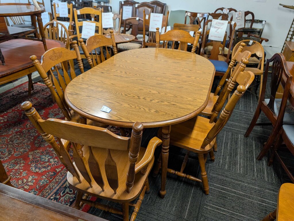 Formica Top Table With Six Chairs