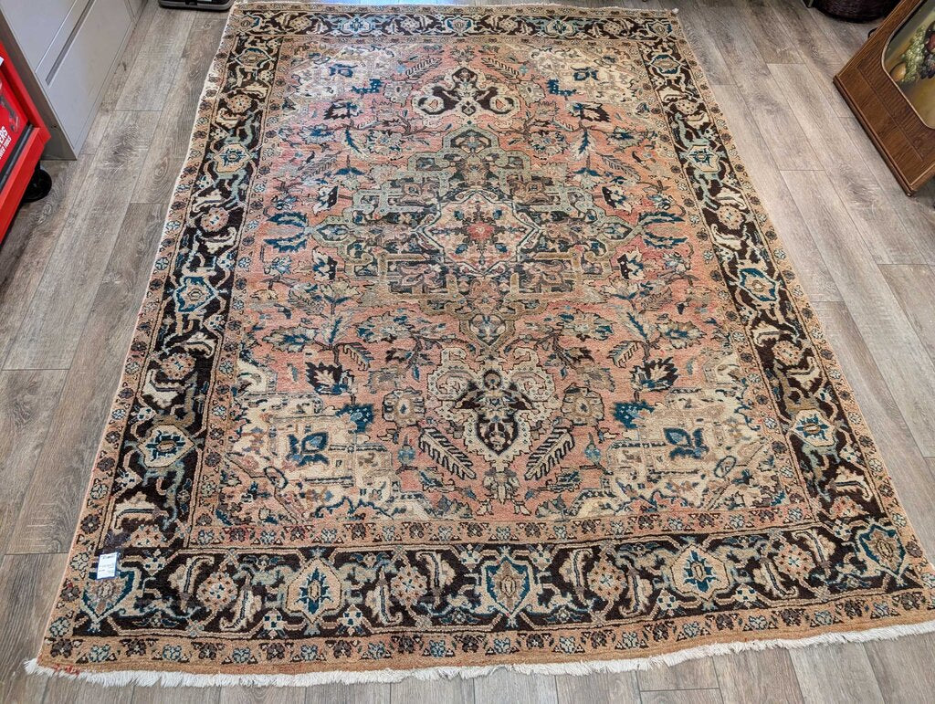 Semi Antique Wool Heriz Persian Carpet 9'6" by 6'"