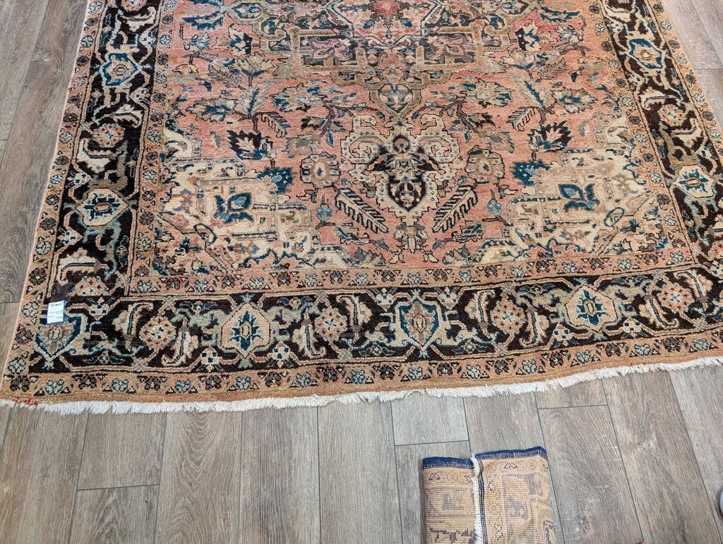 Semi Antique Wool Heriz Persian Carpet 9'6" by 6'"