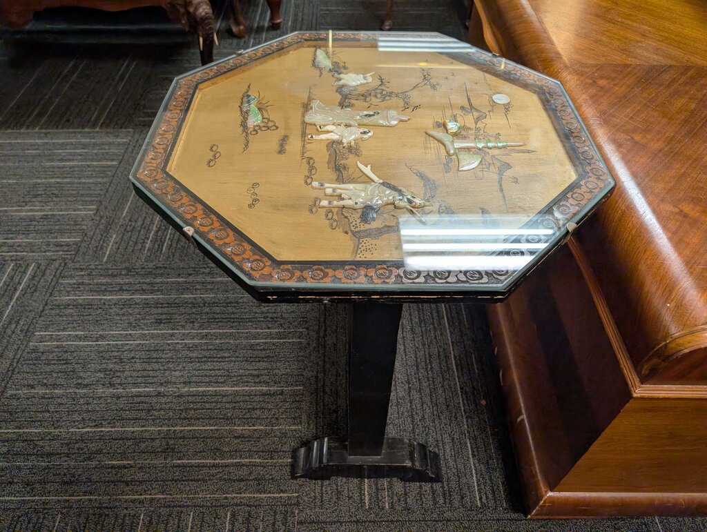 Asian Tilt Top Table