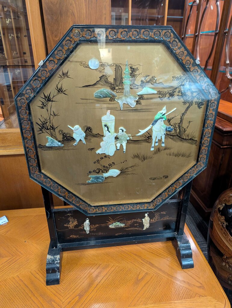 Asian Tilt Top Table
