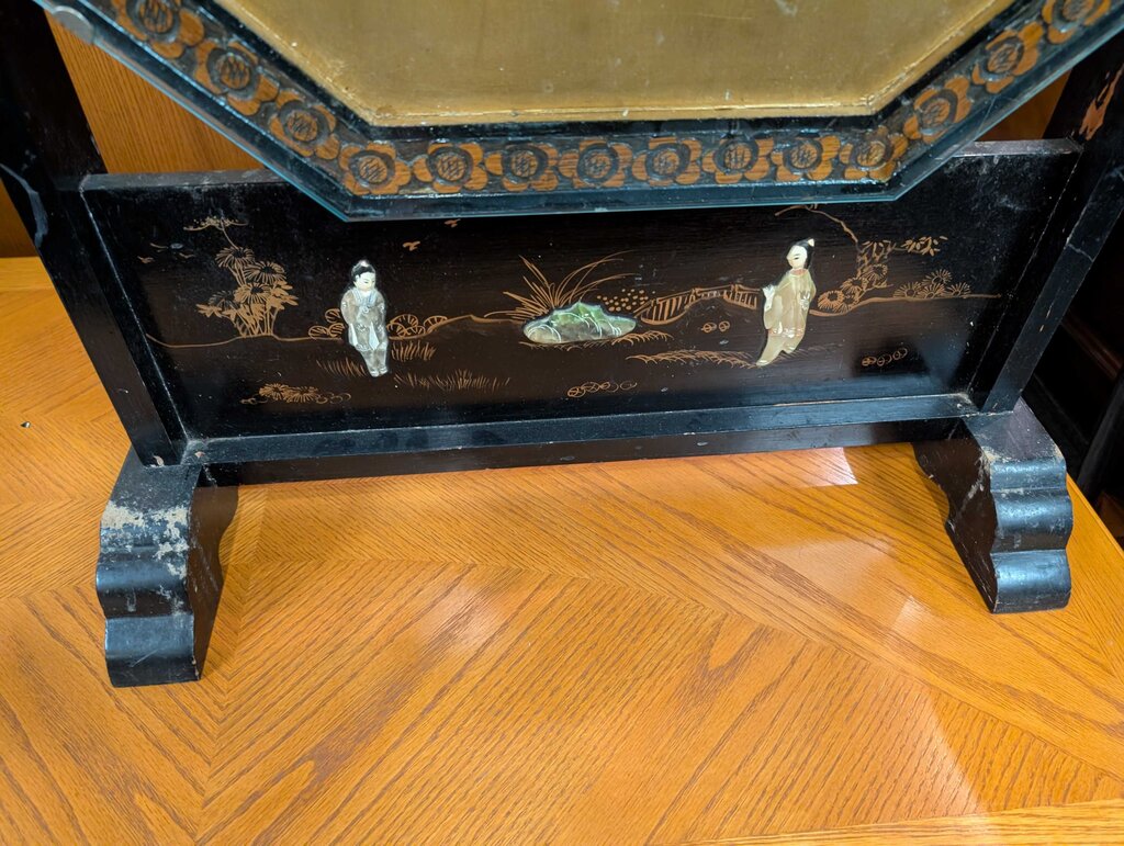 Asian Tilt Top Table