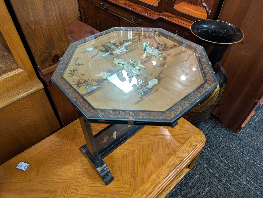 Asian Tilt Top Table