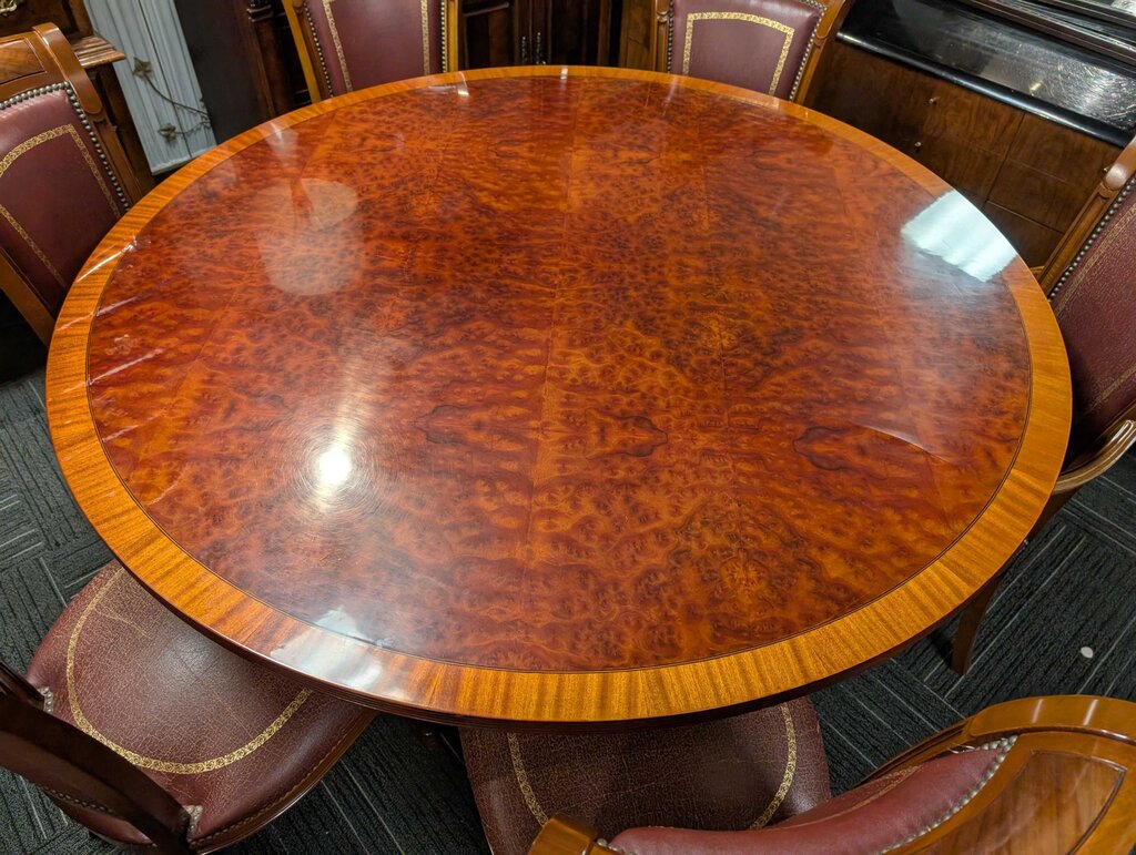 Formal Table With Six Chairs