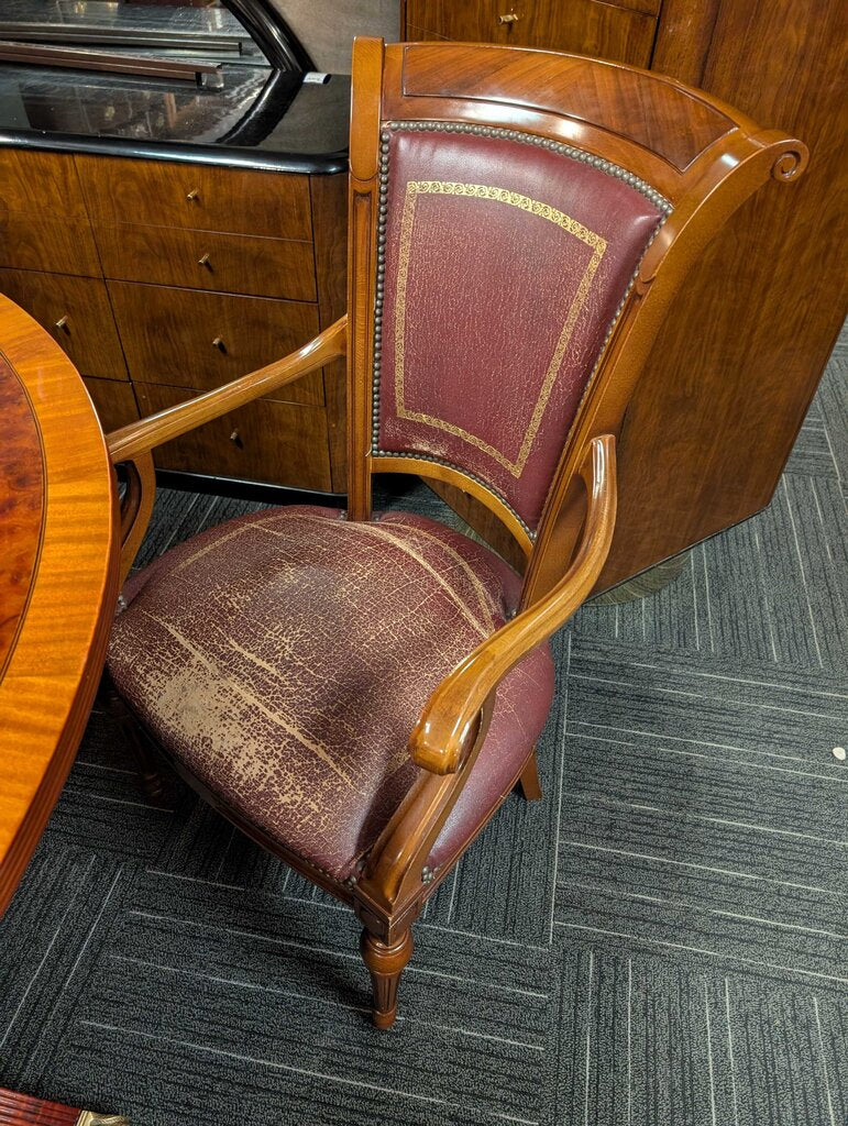 Formal Table With Six Chairs