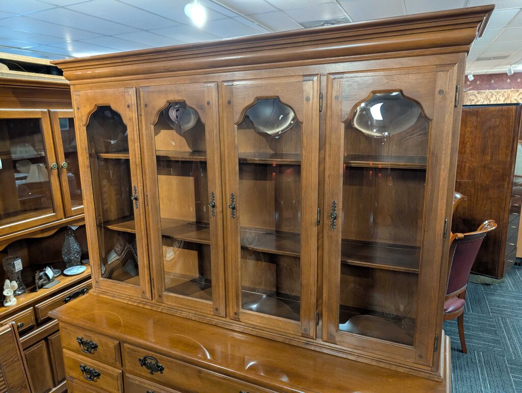 Temple Stuart Maple Hutch